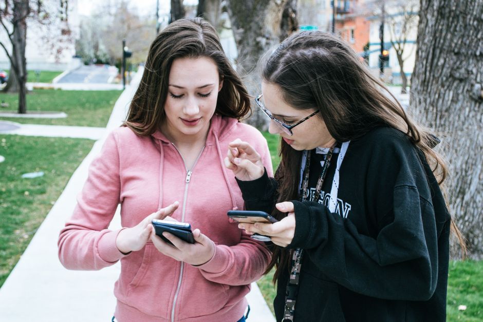 Phone Parking with a simple walking loop — wellness · Evening Routines