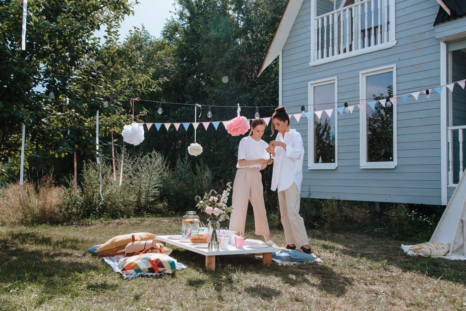 Backyard Picnic Party around a mini tournament — entertainment · Party Ideas
