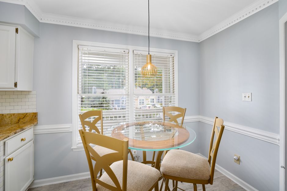 Breakfast Nook with a practical focal point — home · Kitchens