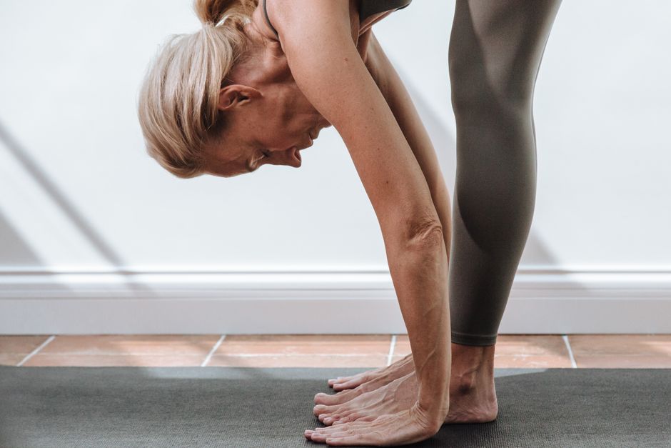 Five-Minute Stretch when motivation is low — lifestyle · Self-Care