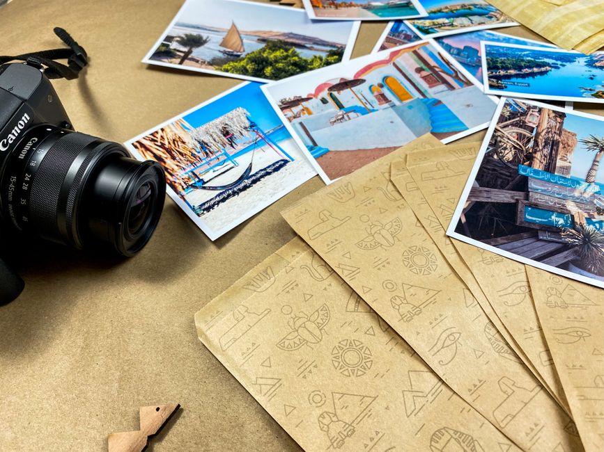 Travel Memory Page using pressed botanicals — diy-creativity · Journaling