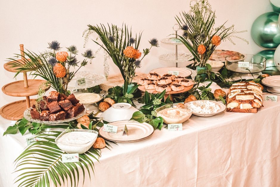 Dessert Tasting around a music round — entertainment · Date Nights