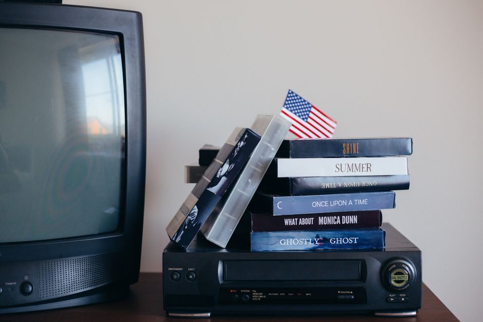 Comfort Sitcom Marathon for a friend reunion — entertainment · Movies & TV