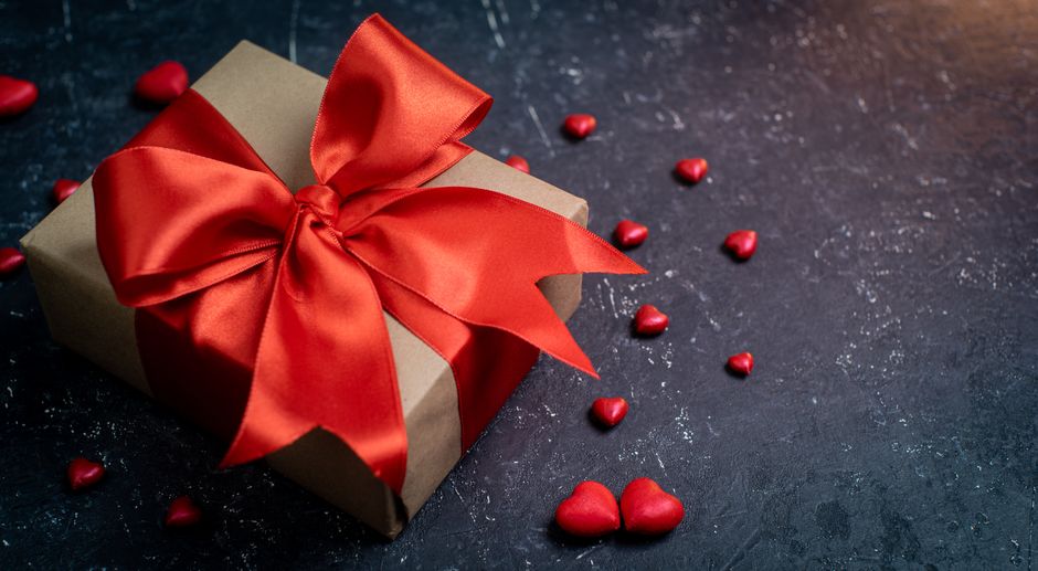 food-presentation valentine's day with a low-stress setup — celebrations · Valentine's Day