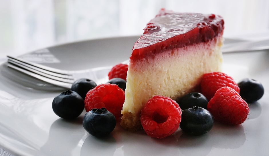 Raspberry Cheesecake Bites for pretty dessert spread — food · Desserts