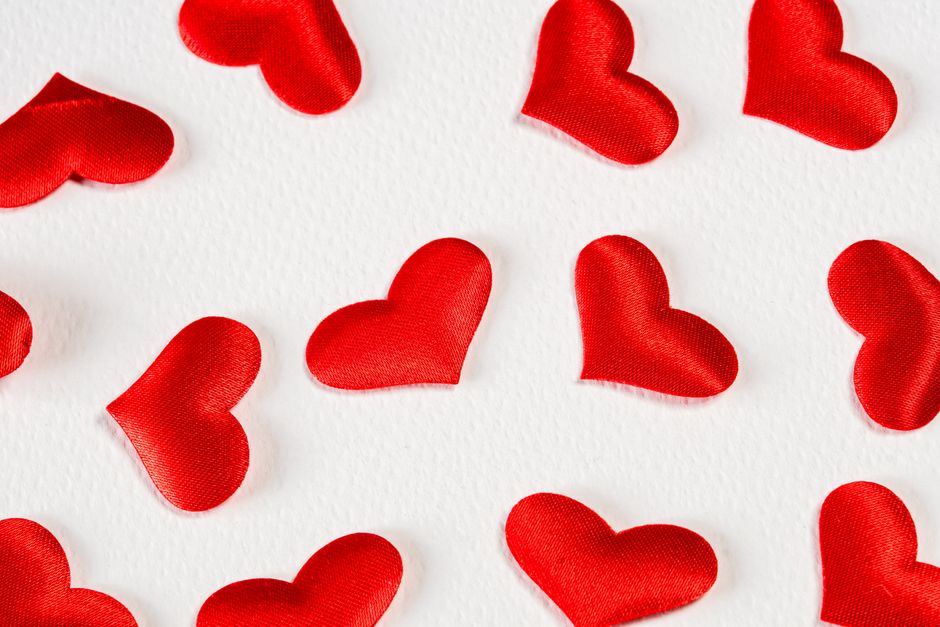 20 welcome valentine's day details guests notice immediately