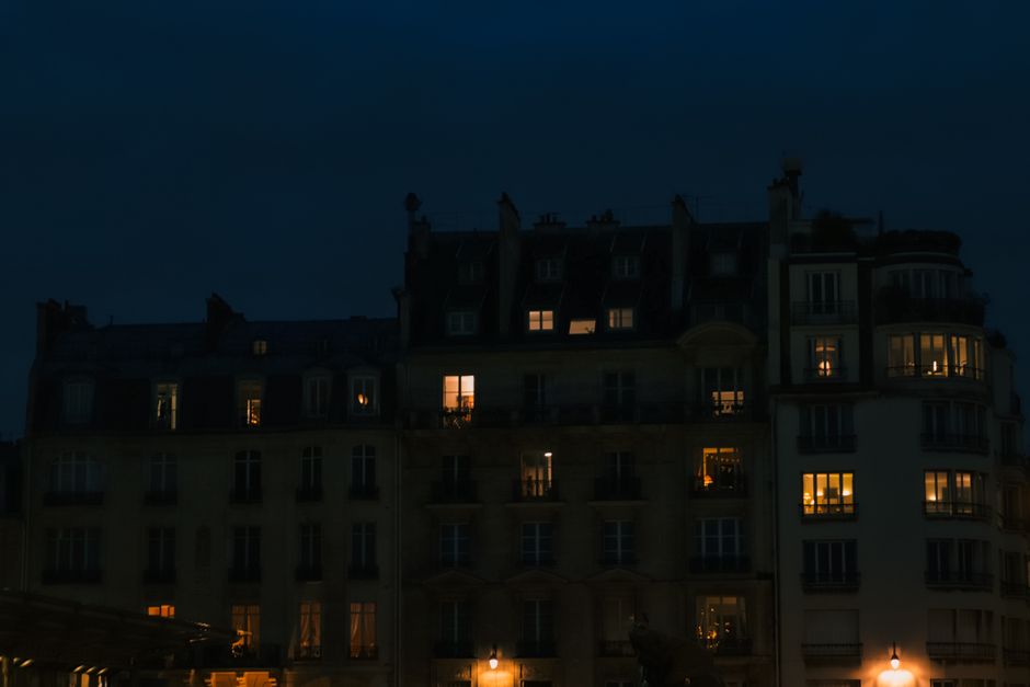 Evening Light Dimmer for a short outdoor break — wellness · Sleep