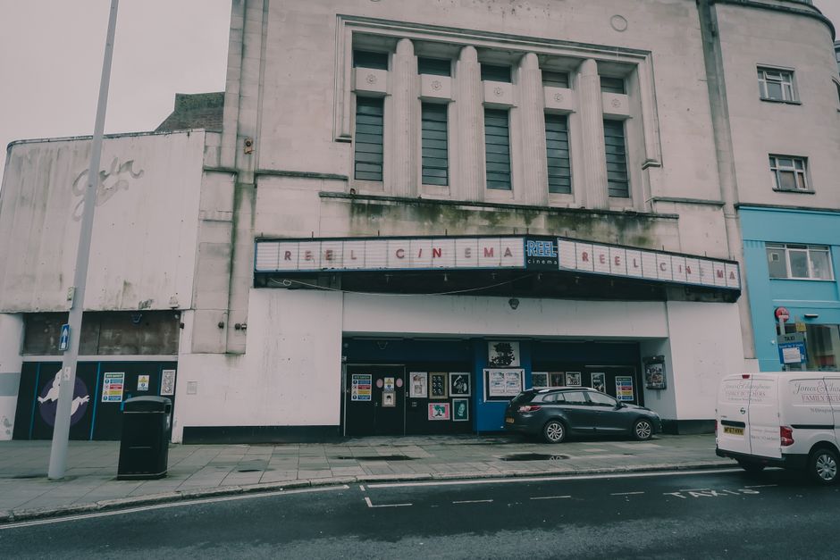 Independent Cinema near a historic landmark — travel · City Trips