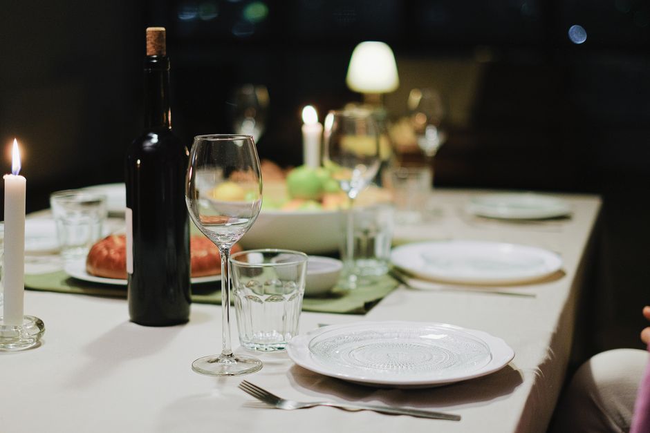 Mystery Dinner with a creative finale — entertainment · Party Ideas