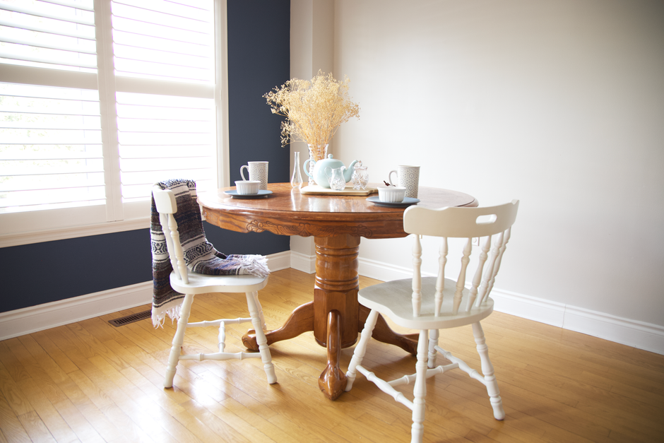 Breakfast Nook with a gallery-style arrangement — home · Kitchens