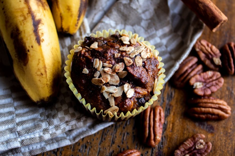 Banana Walnut Muffins for combinations midday meals — food · Breakfast & Brunch