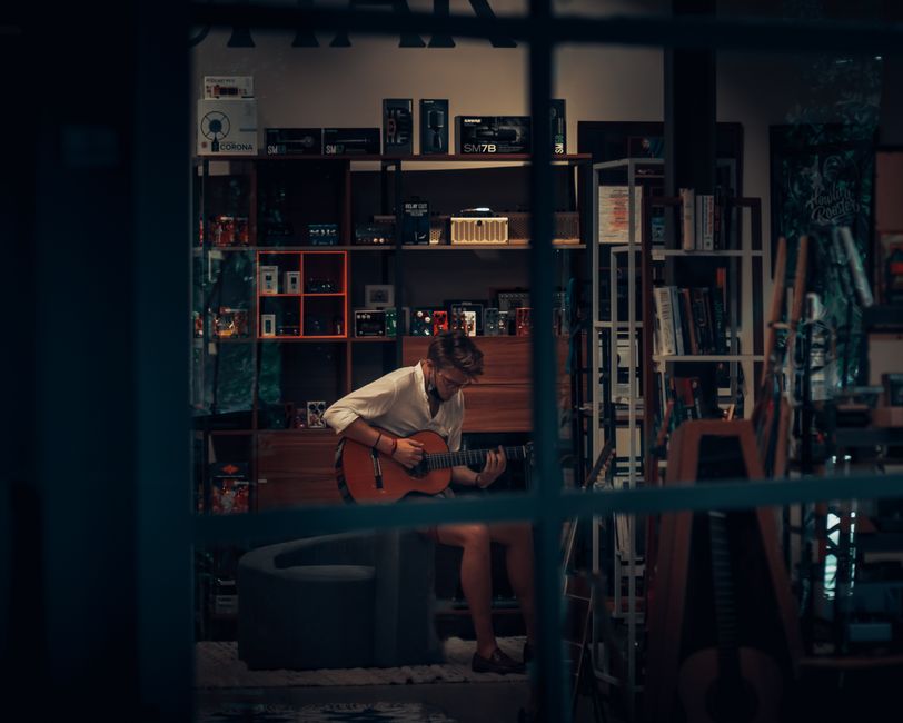 Acoustic Evening around a living-room setup — entertainment · Music