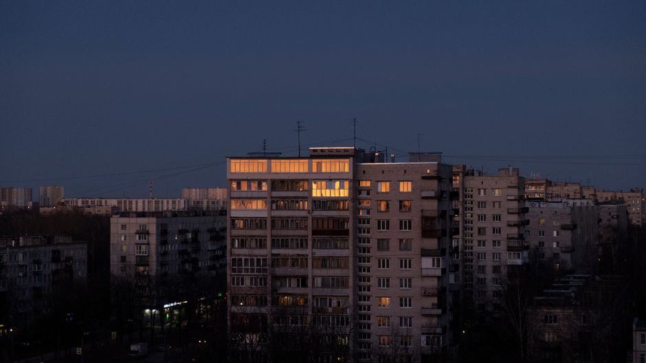 Evening Light Dimmer after travel after travel — wellness · Sleep