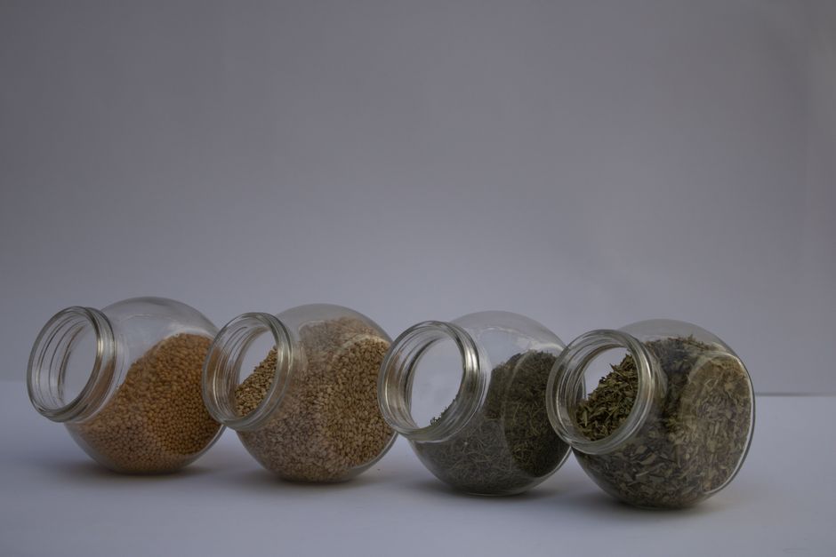 Spice Rack with removable updates — home · Kitchens
