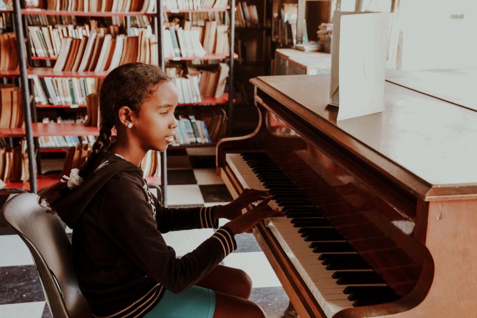 Piano-Focused Playlist with a low-cost setup — entertainment · Music