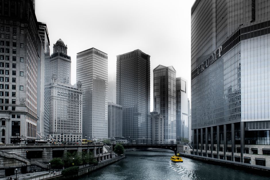 Chicago Riverwalk with a golden-hour viewpoint — travel · USA Travel