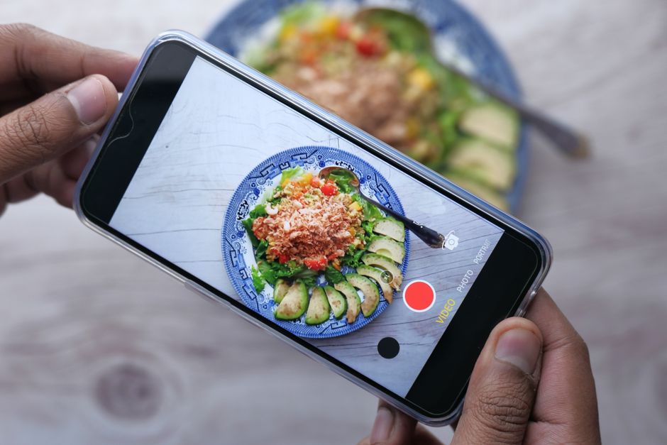 Viral-Food History with a storytelling round — entertainment · Pop Culture