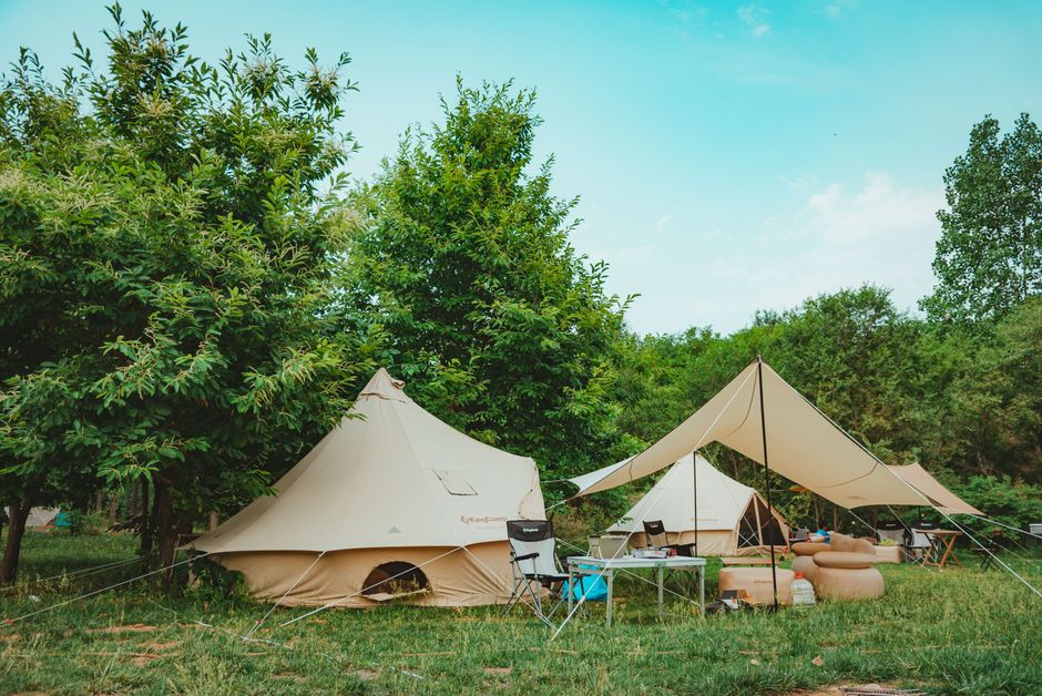 Living-Room Camping with a storytelling round — entertainment · Family Fun