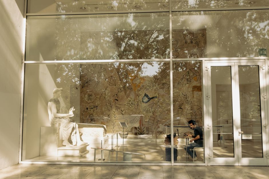 Museum Afternoon with less planning — lifestyle · Dating