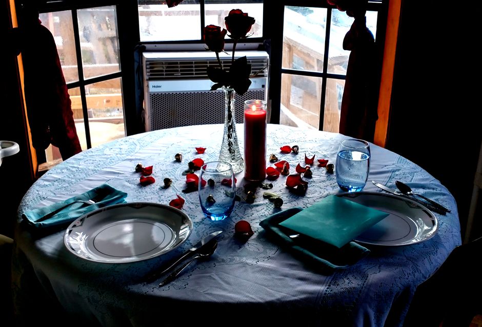 Favorite-Things Table with a low-stress setup — celebrations · Birthdays