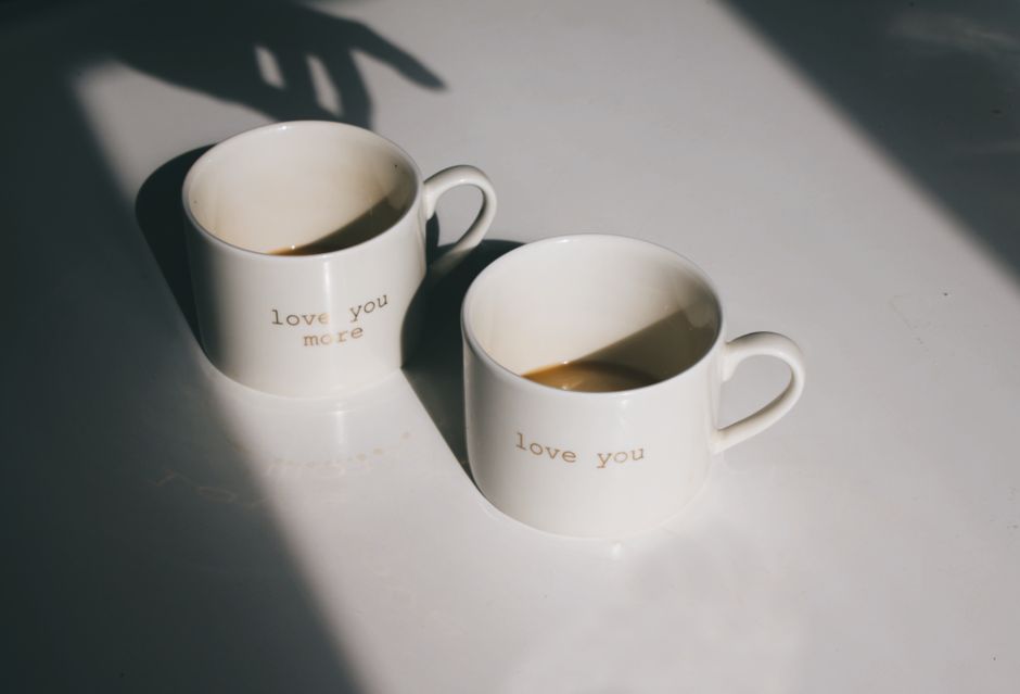 Painted Mug for a thoughtful gift — diy-creativity · DIY Gifts