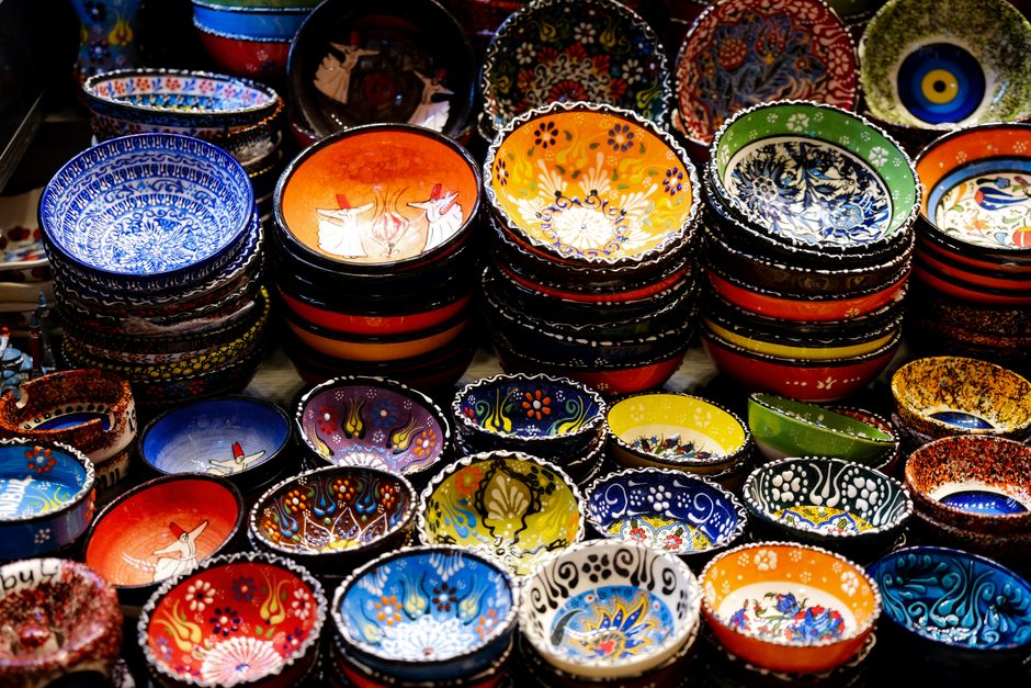 Ceramic Painting for a rainy afternoon — lifestyle · Hobbies