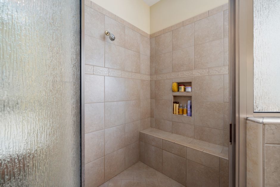 Shower Niche with a quiet hotel-like touch — home · Bathrooms