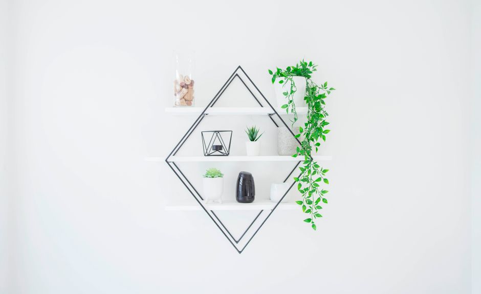 Floating Shelf with a compact footprint — home · DIY