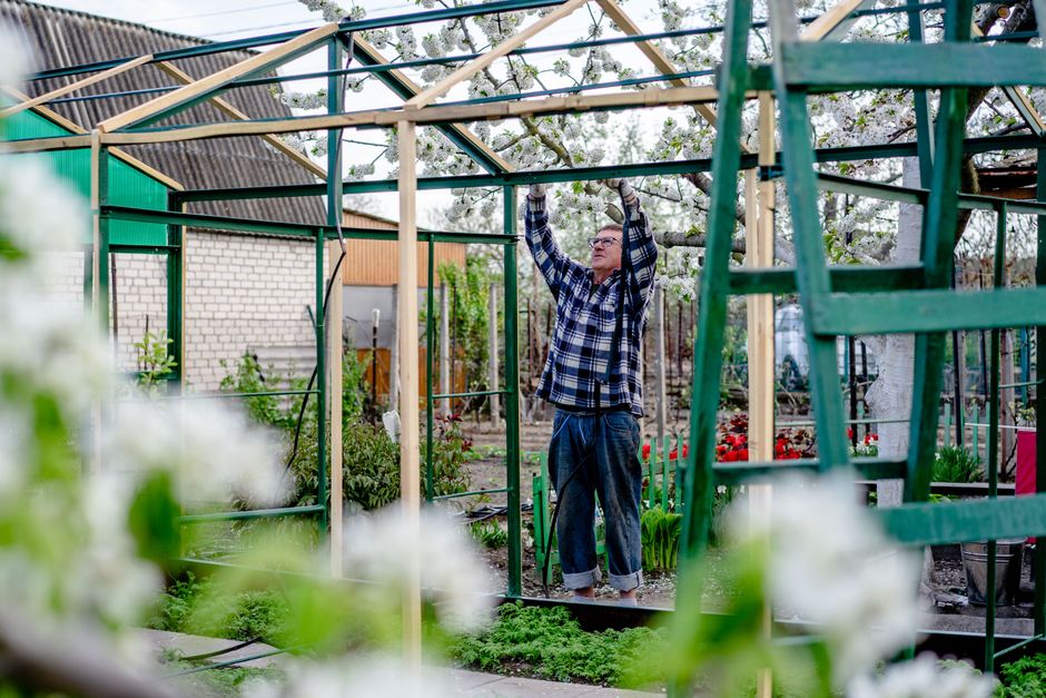 weekend garden & outdoor projects you can actually finish with removable updates — home · Garden & Outdoor