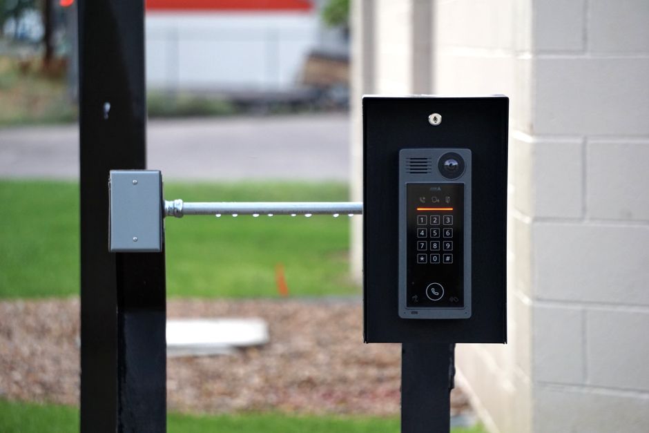 Video Doorbell for a distraction-light workday — smart-life · Smart Home