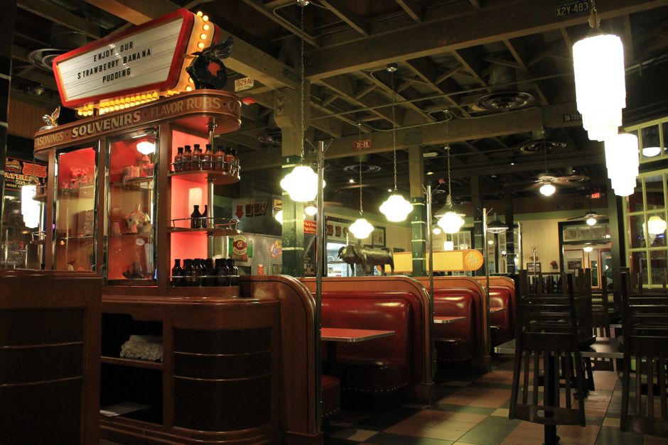 Classic Diner Stop with a practical parking plan — travel · Road Trips
