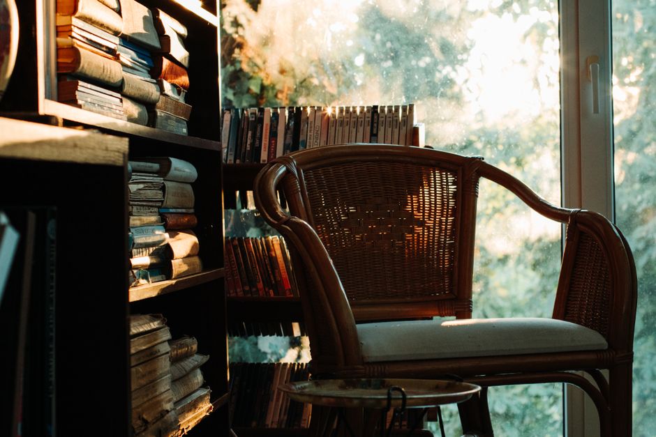 Reading Nook with a quiet hotel-like touch — home · Interior Design