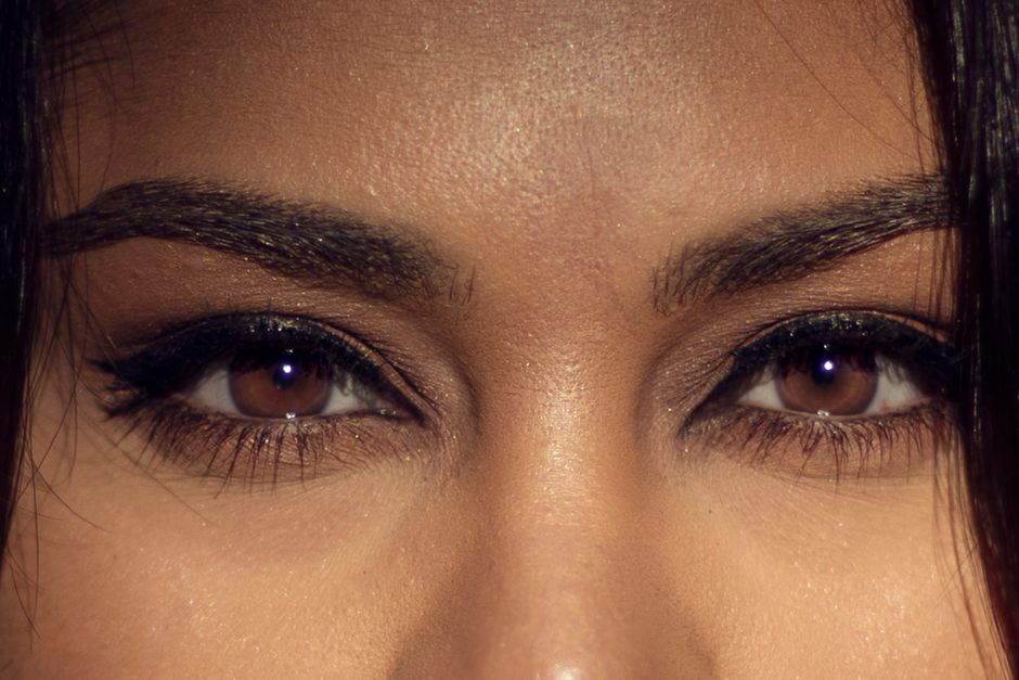 Soft Brown Liner around a simple personal ritual — lifestyle · Beauty