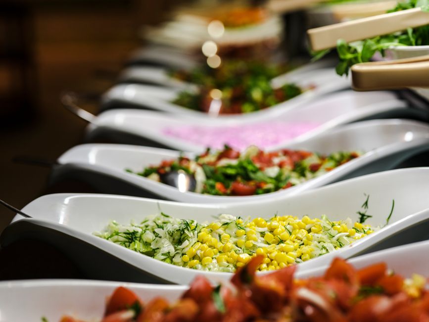 Build-Your-Own Food Bar with a candlelit welcome — celebrations · Parties