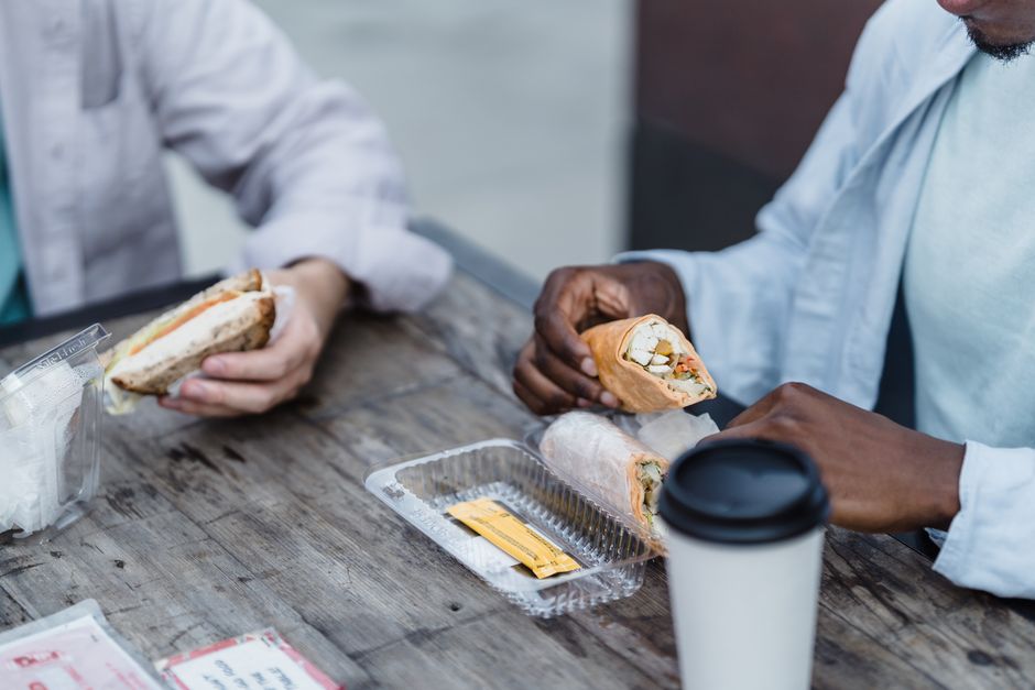 Outdoor Lunch for a desk-bound afternoon — wellness · Healthy Lifestyle