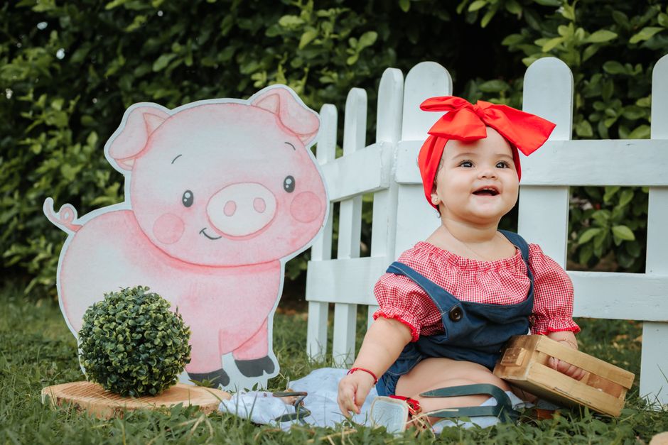 Baby-Photo Guessing Game for an intimate celebration — celebrations · Baby Showers