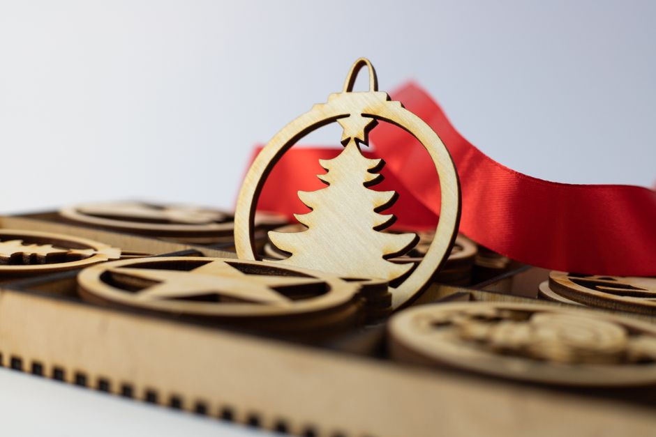 Ornament Craft around a personal tradition — celebrations · Christmas