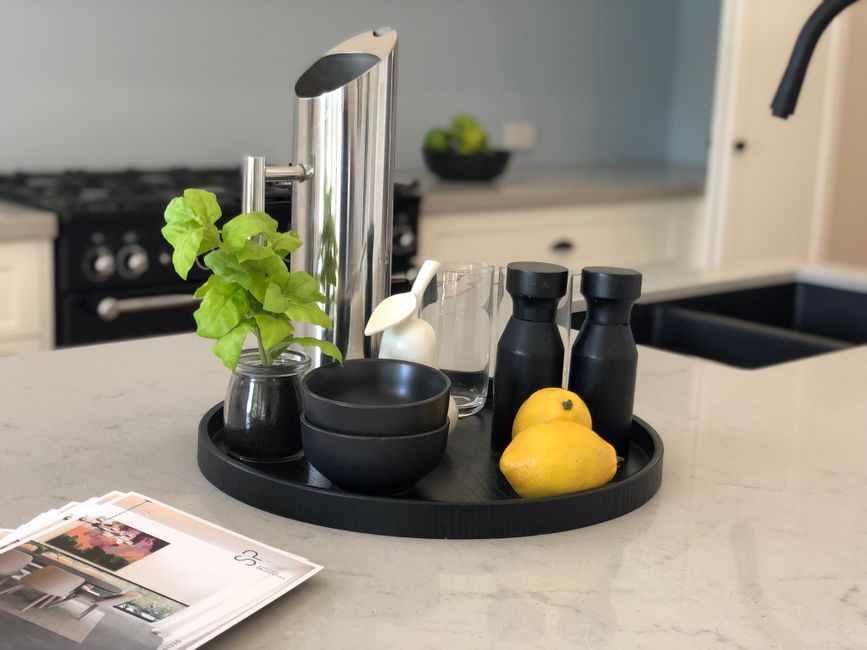 Countertop Tray with a space-saving arrangement — home · Kitchens