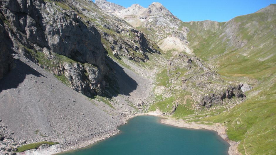 Lake Pullout with a scenic detour — travel · Road Trips