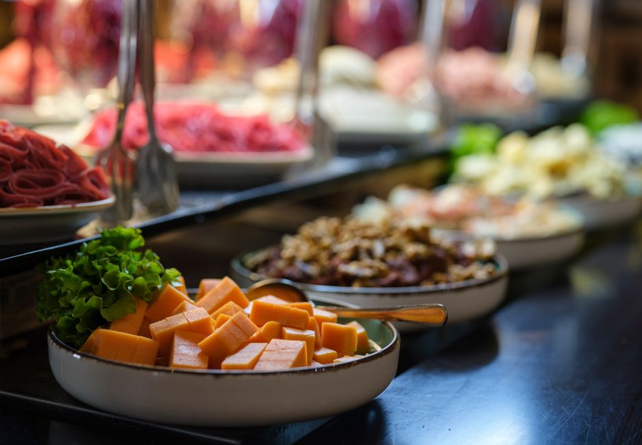 Build-Your-Own Food Bar for a last-minute host — celebrations · Parties