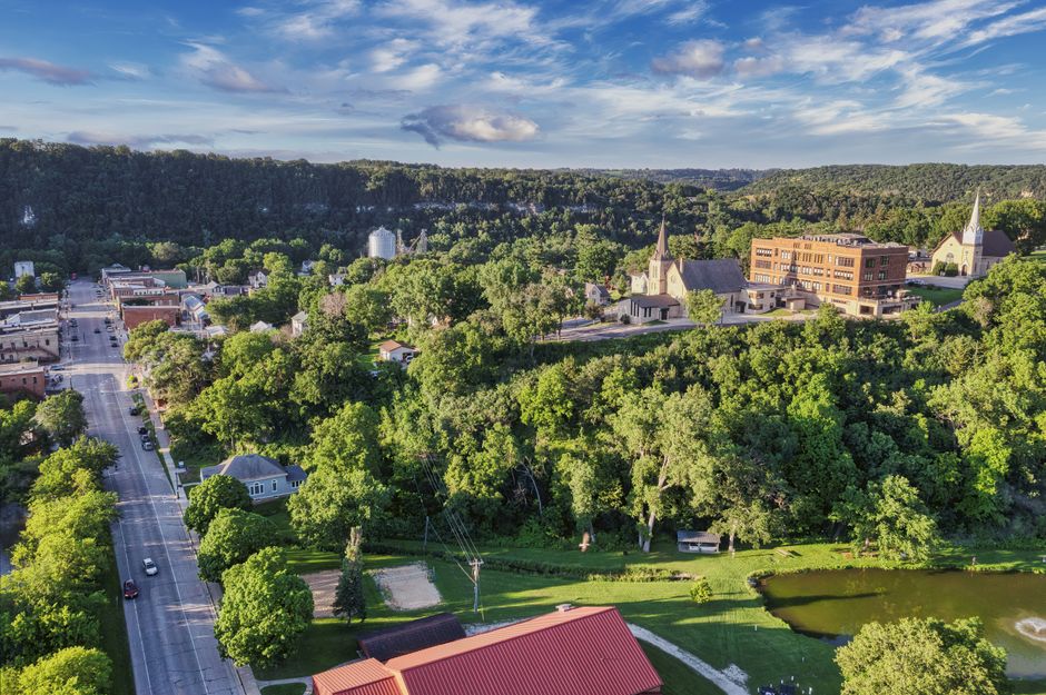 Small-Town Main Street with a practical parking plan — travel · Weekend Getaways