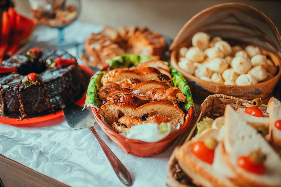 25 Breakfast Party ideas for friendly competition