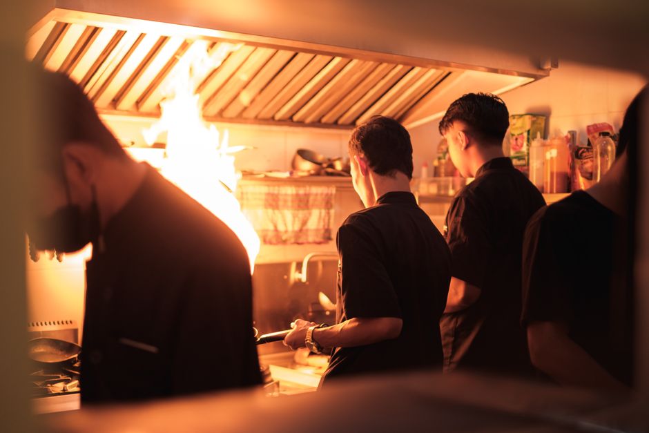 Kitchen Closing Shift before bedtime — wellness · Evening Routines