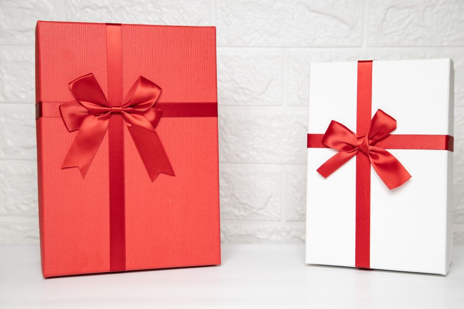 Concertina Gift Box with a bold geometric pattern — diy-creativity · Paper Crafts