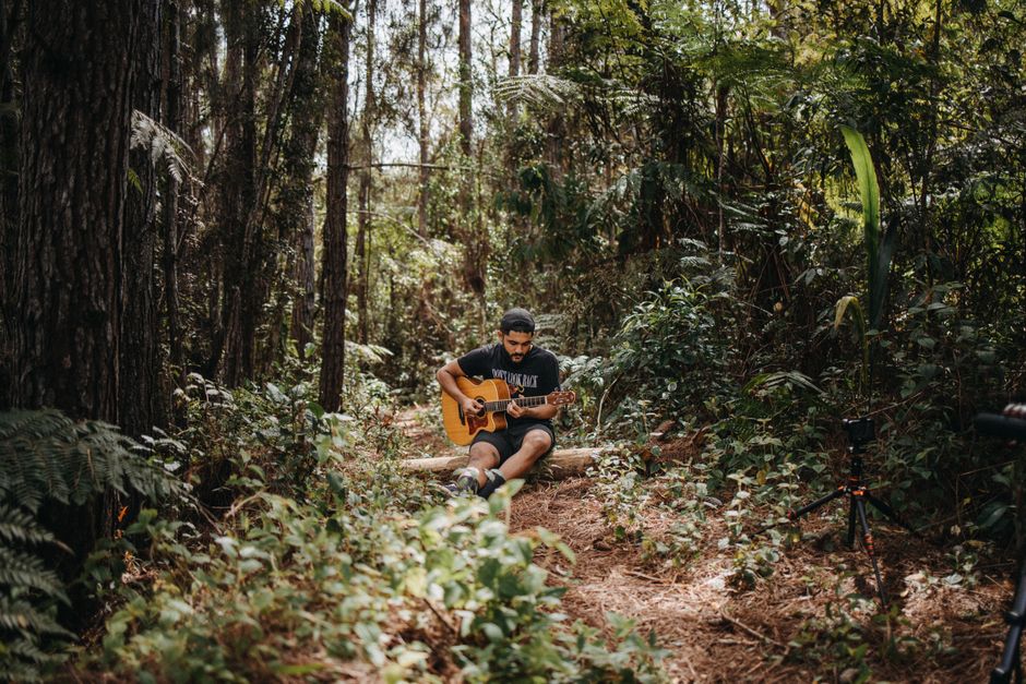 Quiet Music Break with a screen-free ritual — wellness · Relaxation