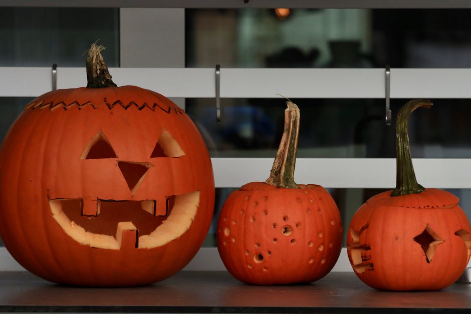 Carved Pumpkin Cluster for a smaller gathering — celebrations · Halloween