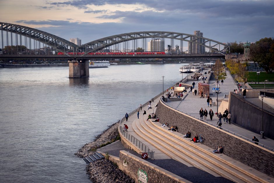 Riverfront Promenade with a golden-hour viewpoint — travel · City Trips