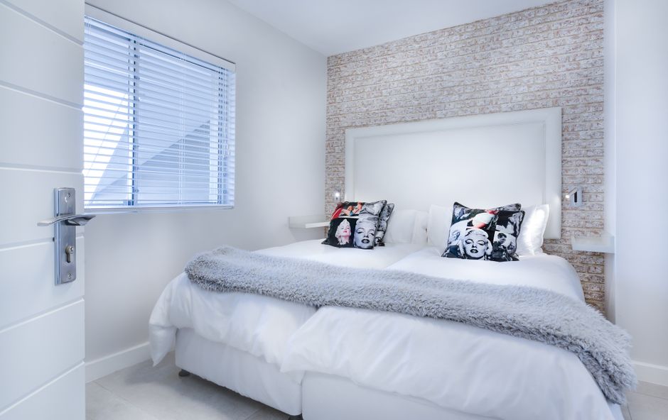 Cool Bedroom Setup with a mindful breathing pattern — wellness · Sleep