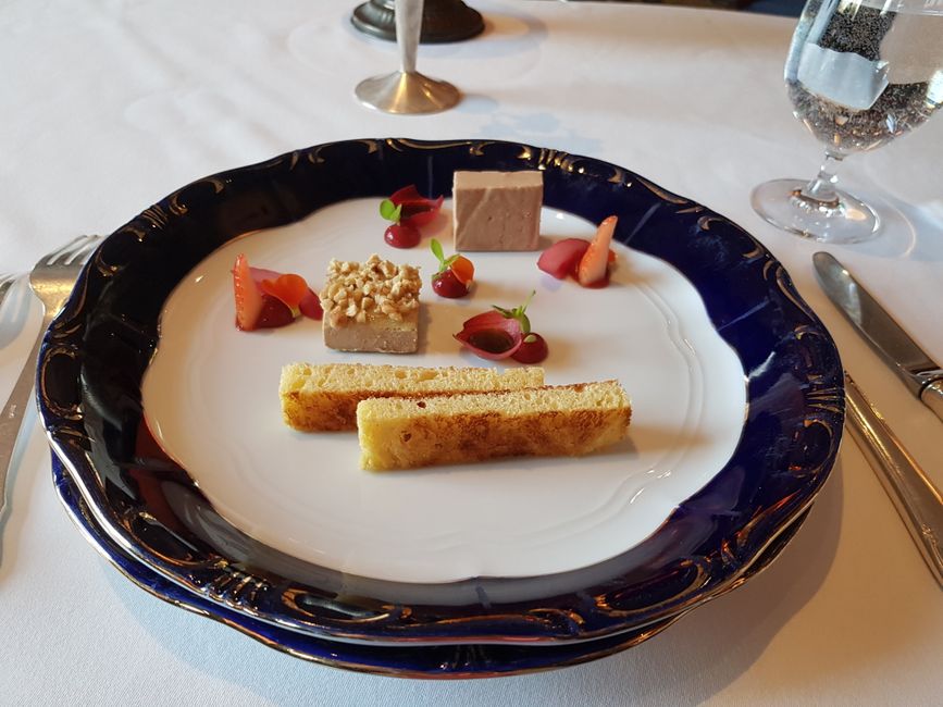 Dessert Tasting with a throwback theme — entertainment · Date Nights