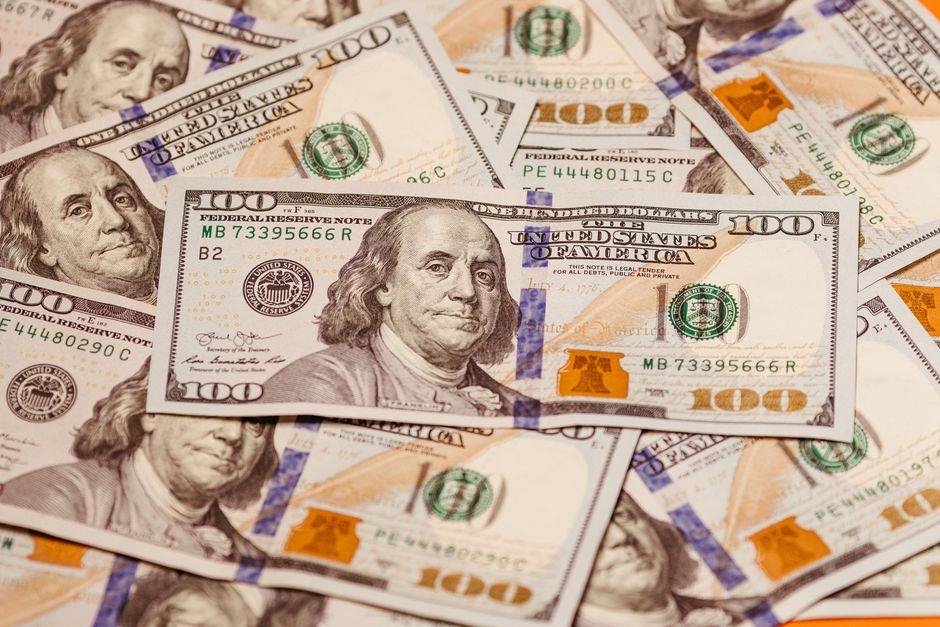money-saving work & career systems for a distraction-light workday — smart-life · Work & Career